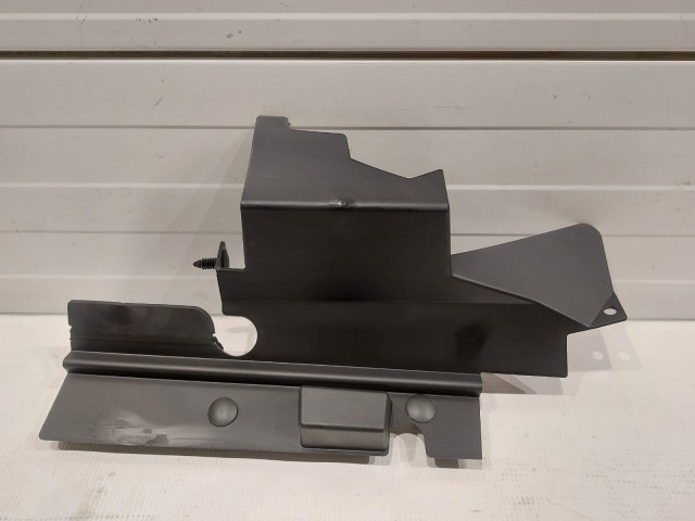 Side Baffle (Right)